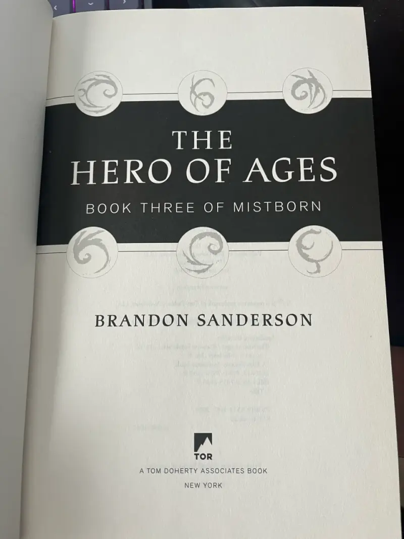 Trilogía Mistborn por Brandon Sanderson - 4