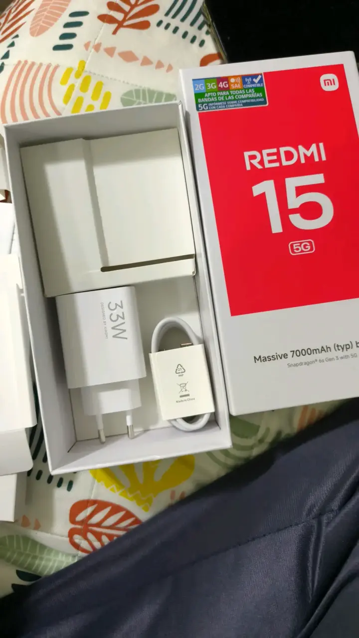 Smartphone Redmi 15 5G negro - 2
