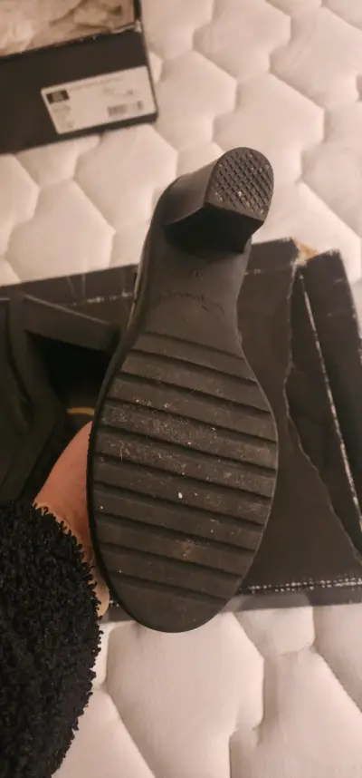 Botines negros de cuero gacel - miniatura 2
