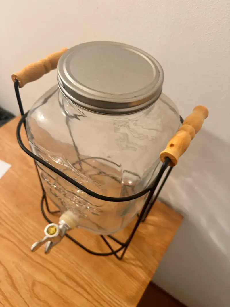 Jarra dispensador 4 lts - 1