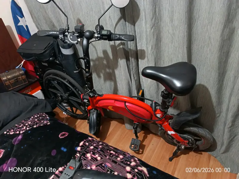 Bicicleta eléctrica DYU roja - 2