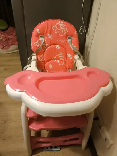 Silla para comer para bebé rosada - miniatura 1