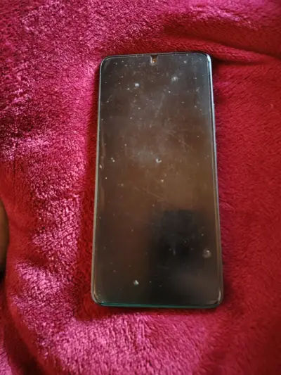 Celular Xiaomi Redmi Note 14Pro - miniatura 1