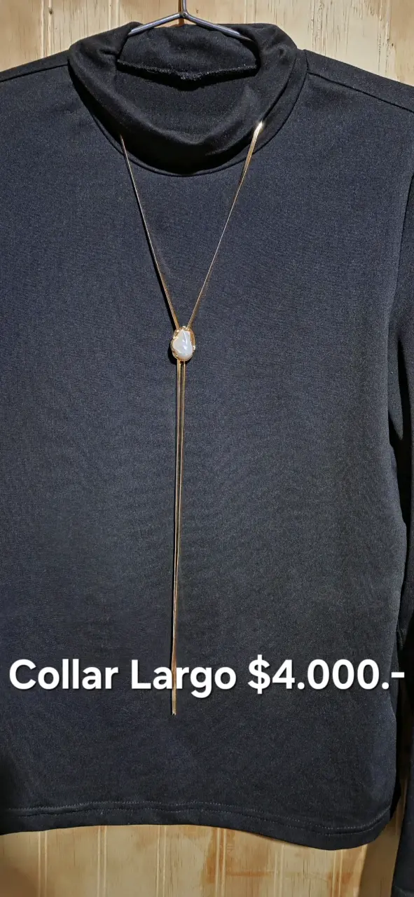 Collar largo dorado con piedra