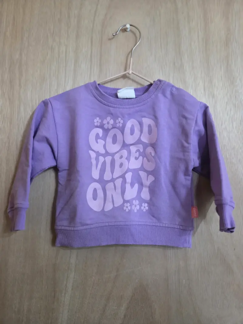 Polerón morado infantil