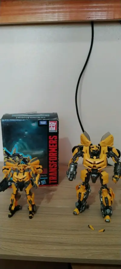 Lote Transformers Bumblebe - miniatura 1