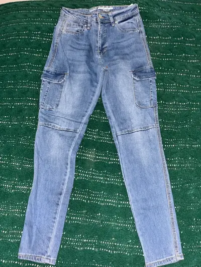Jeans azul claro - miniatura 2