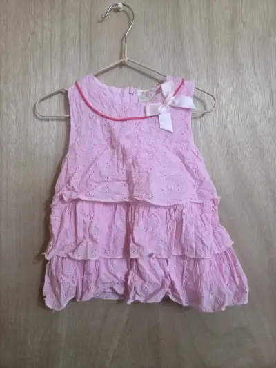 Vestido rosado para niña - miniatura 1