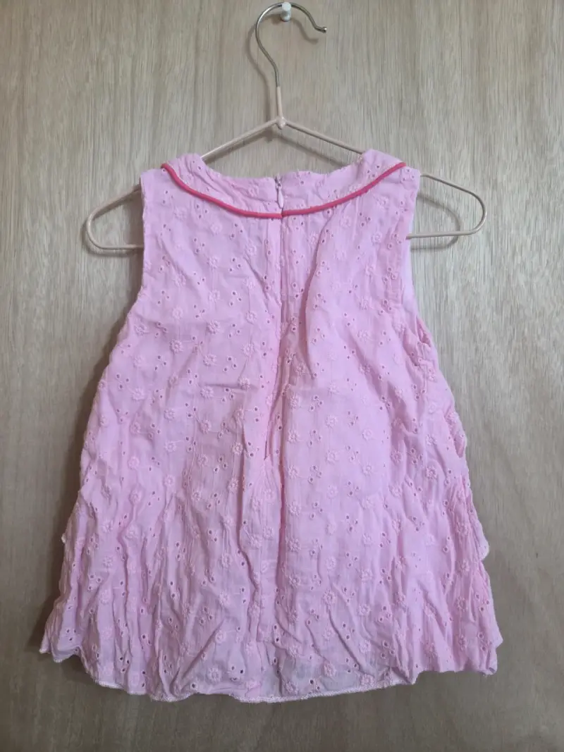 Vestido rosado para niña - 2