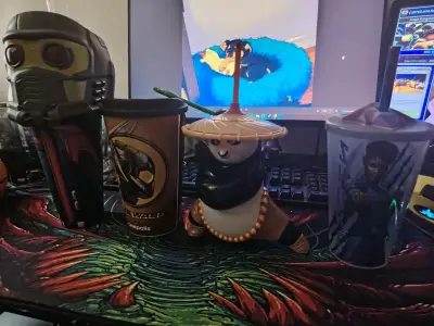 Vasos de colección temáticos - miniatura 1