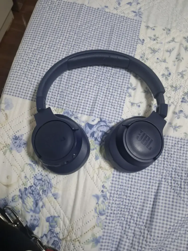 Audífonos over-ear JBL azul 720 - 1