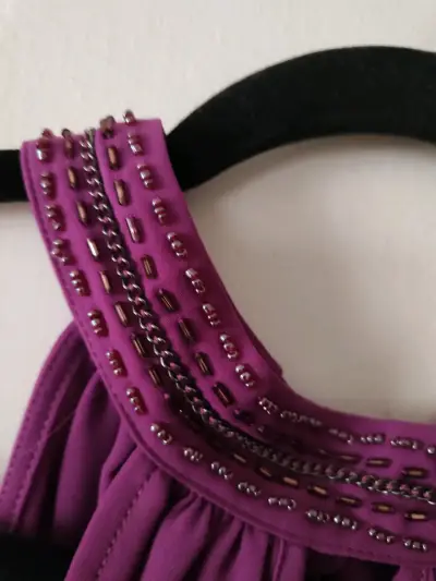 Blusa morada elegante - miniatura 2
