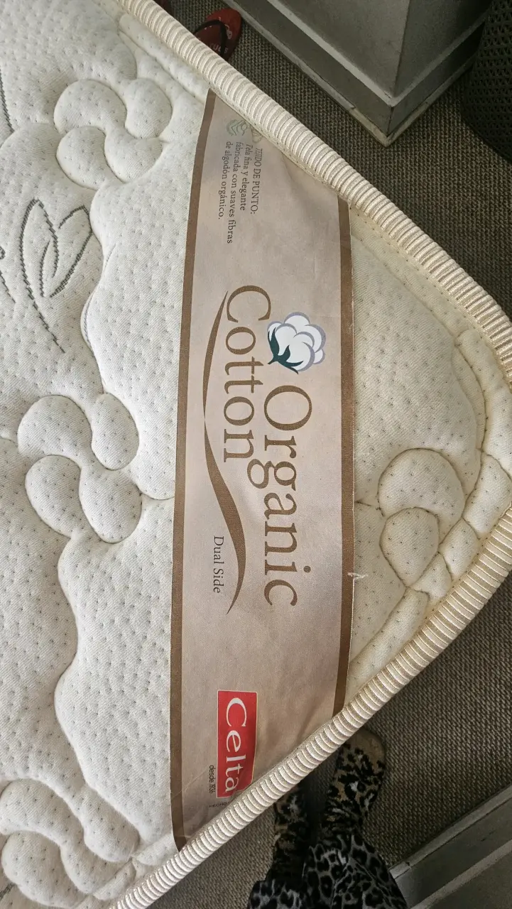 Cama + colchón+ respaldo + base - 3