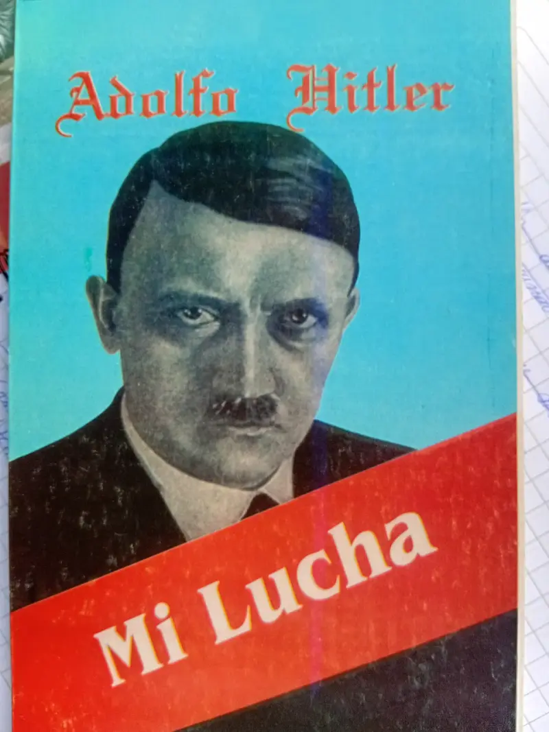 Libro 'Mi Lucha' de Adolfo Hitler - 1