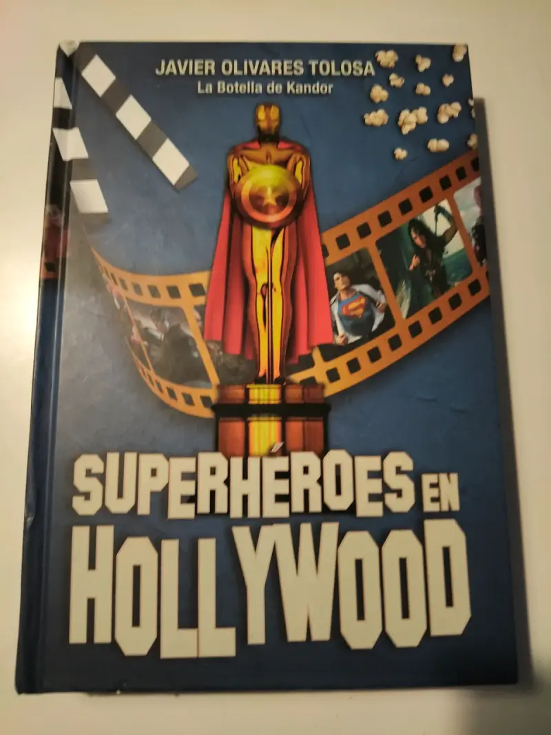 Libro Superhéroes en Hollywood - 1
