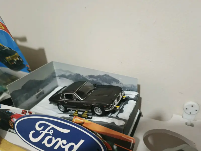 Colección de autos en miniatura - 5