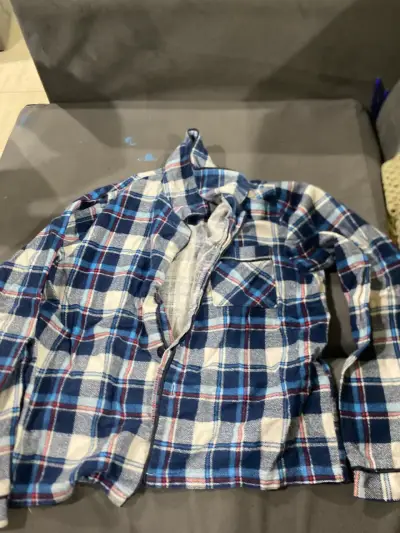 Camisa a cuadros azul y blanca - miniatura 1
