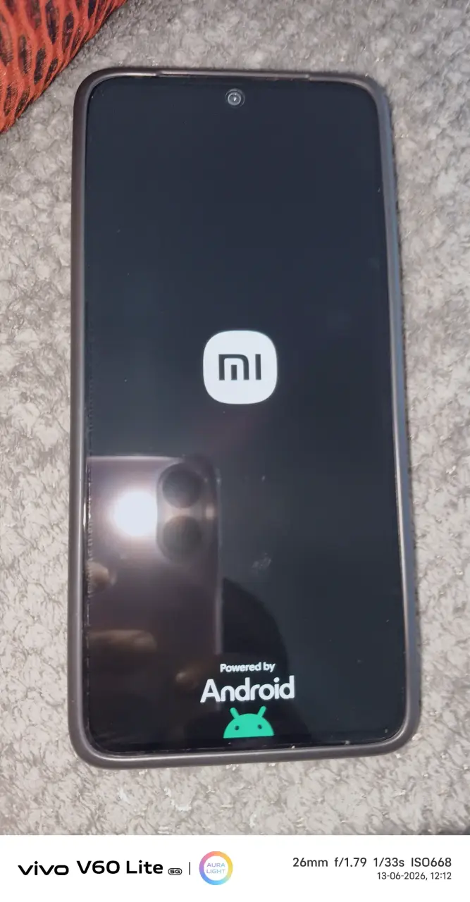 Smartphone Xiaomi en buen estado - 1