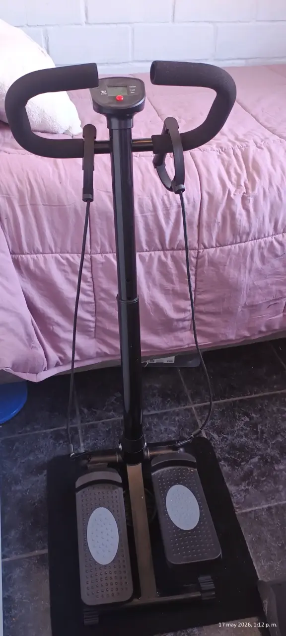 Máquina de step con contador digital - 4