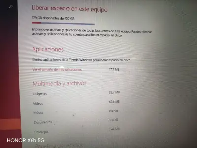 Laptop Acer en buen estado - miniatura 3