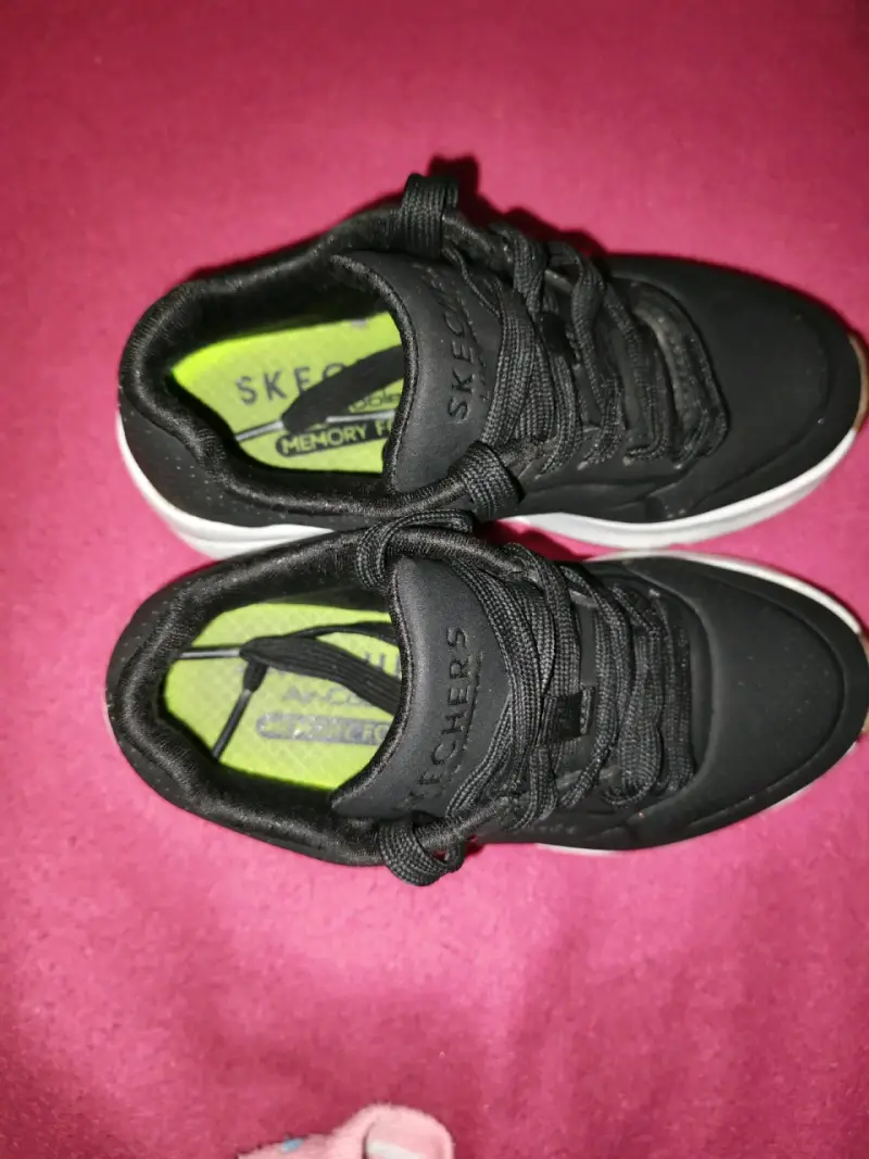Zapatillas negras Skechers - 1