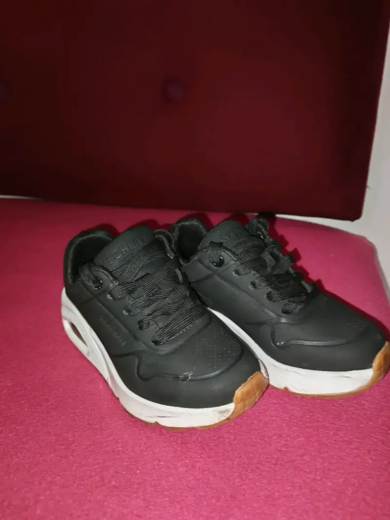 Zapatillas negras Skechers - 2