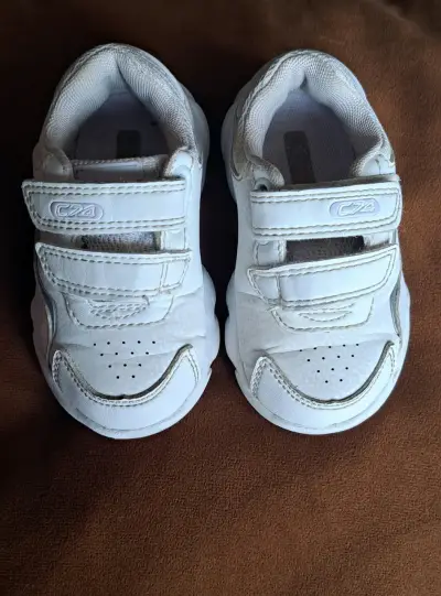 Zapatillas de bebé número 21 - miniatura 1