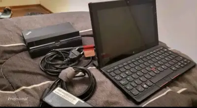 Tablet con teclado y accesorios - miniatura 4