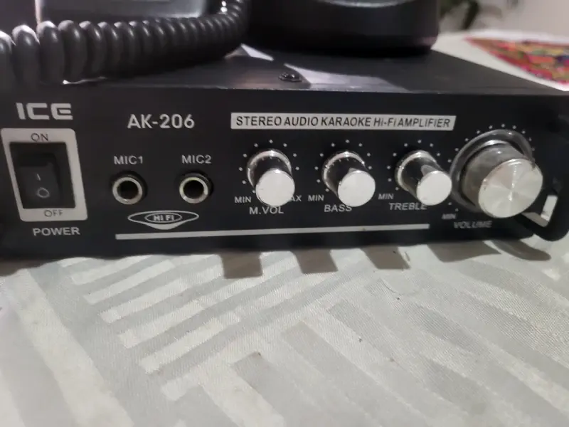 Set de radios y amplificador - 3
