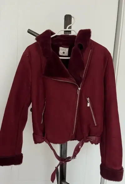 Chaqueta burdeos con cierre - miniatura 1
