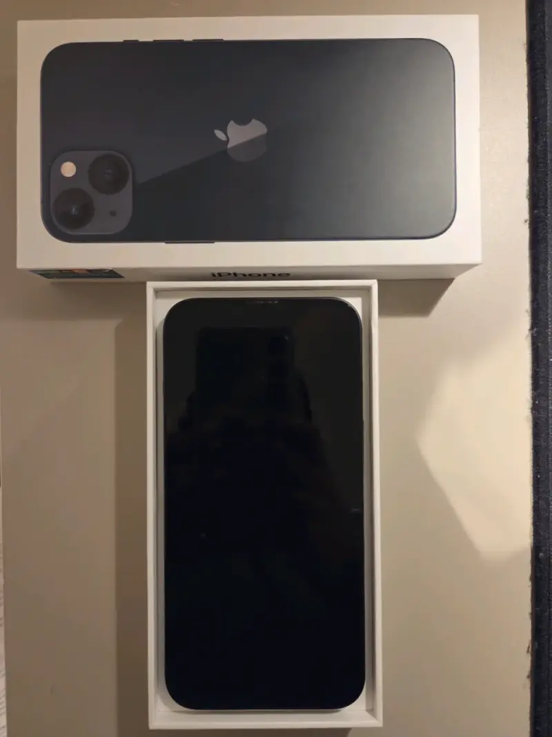 iPhone 13 128 GB azul medianoche - 1