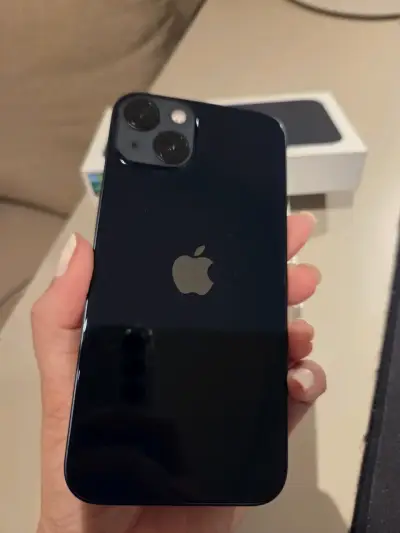 iPhone 13 128 GB azul medianoche - miniatura 2