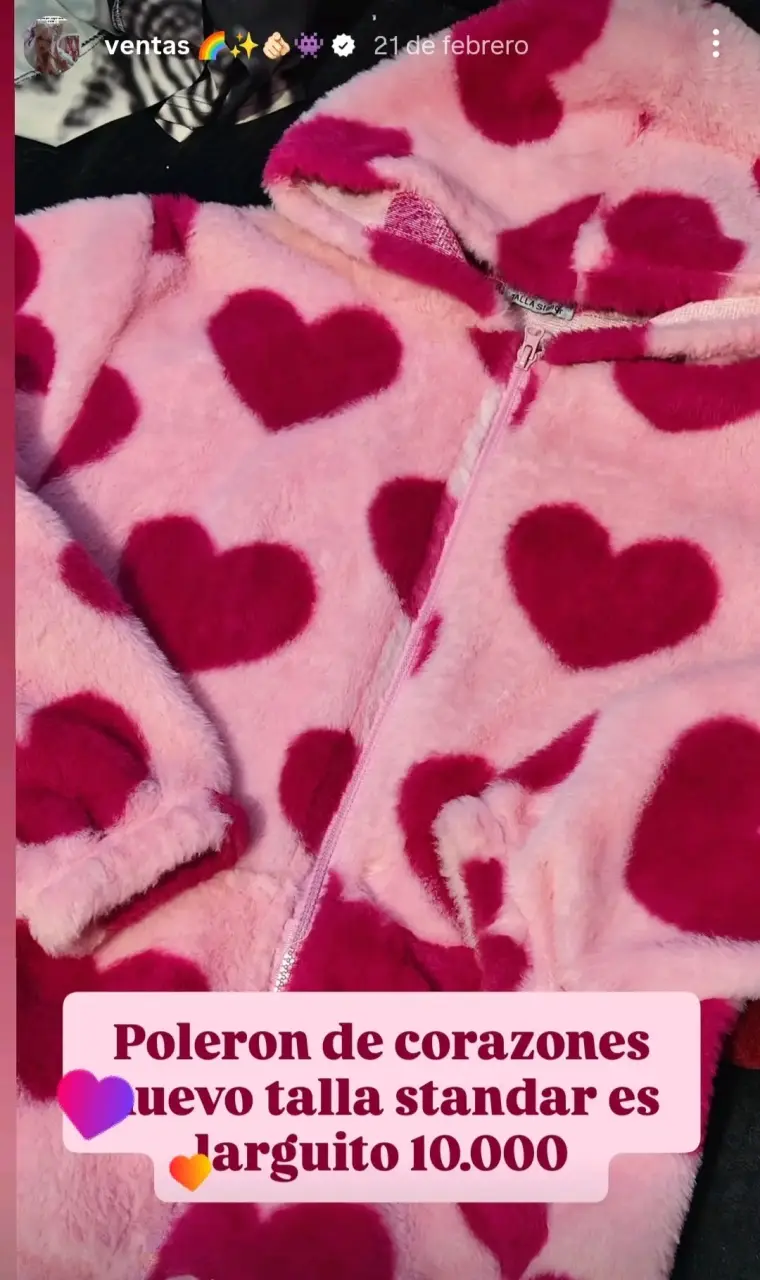Polerón de corazones rosado - 1