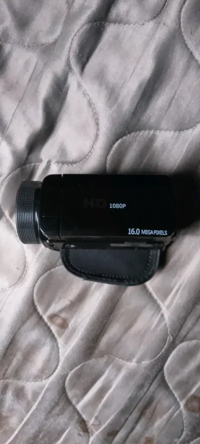 Cámara de video HD 1080P - miniatura 1