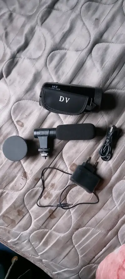 Cámara de video HD 1080P - miniatura 3