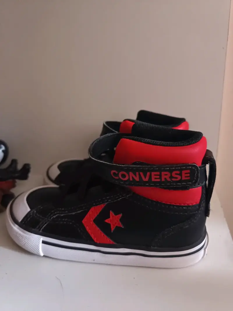 Zapatillas converse, talla 23 - 2