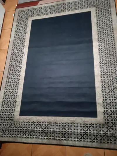 Alfombra grande con diseño floral - miniatura 3