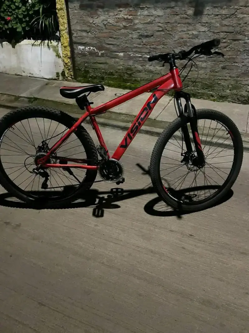Bicicleta Vision roja - 1