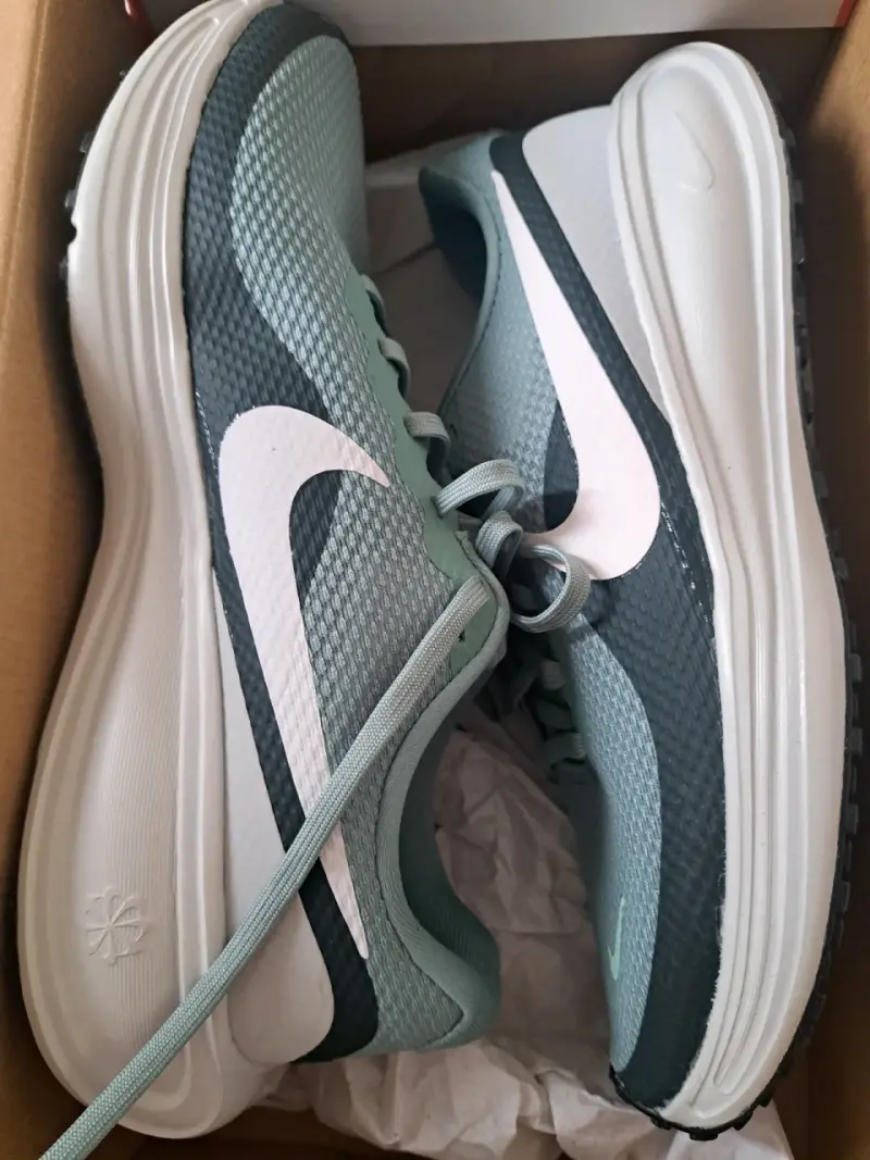 Zapatillas deportivas Nike verdes Número 39 - 1