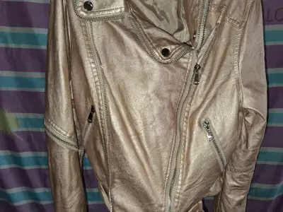Chaqueta biker metálica dorada - miniatura 2