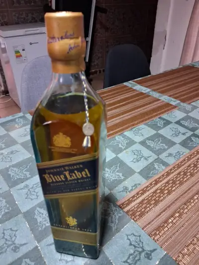 Licor Blue Label Johnnie Walker - miniatura 2