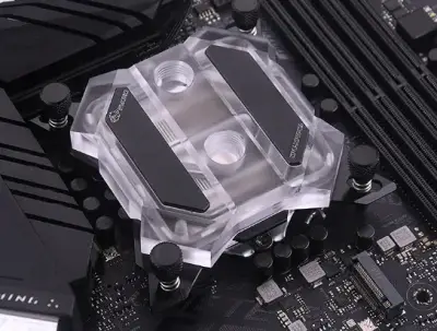 Bloque de refrigeración líquida para CPU - miniatura 1