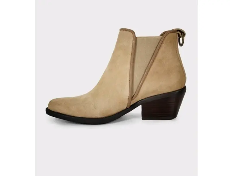 Botines de cuero beige marca Degas Número 39 - 4
