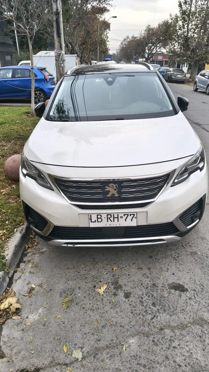 Peugeot 5008 - 2