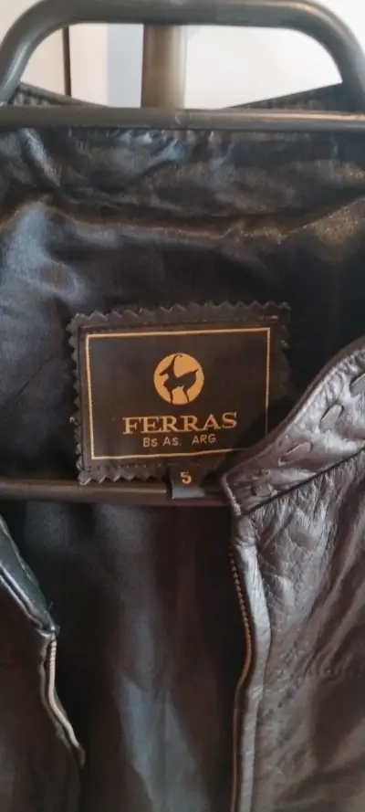 Chaqueta cuero - miniatura 4