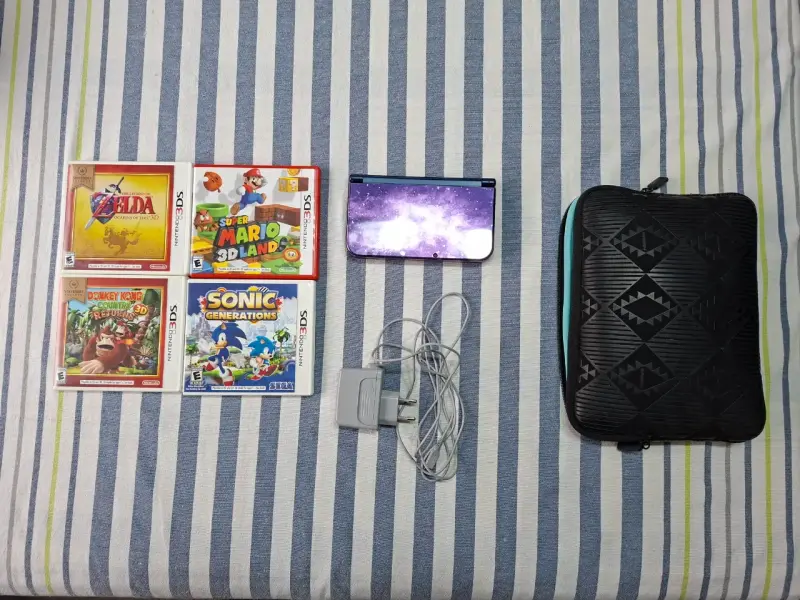 Nintendo 3DS con 4 juegos