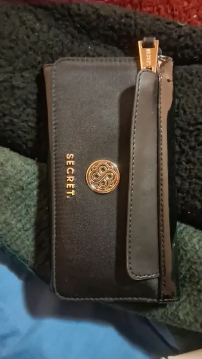 Billetera negra Secret - miniatura 1