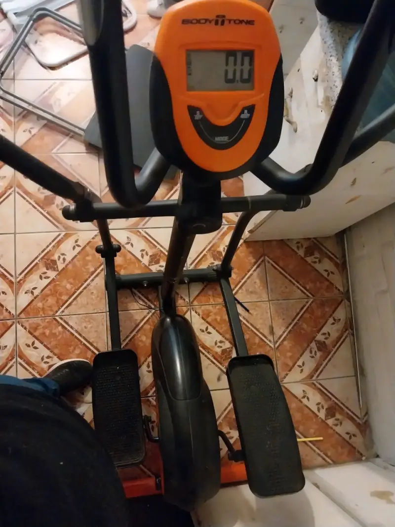 Bicicleta estática plegable negra - 2