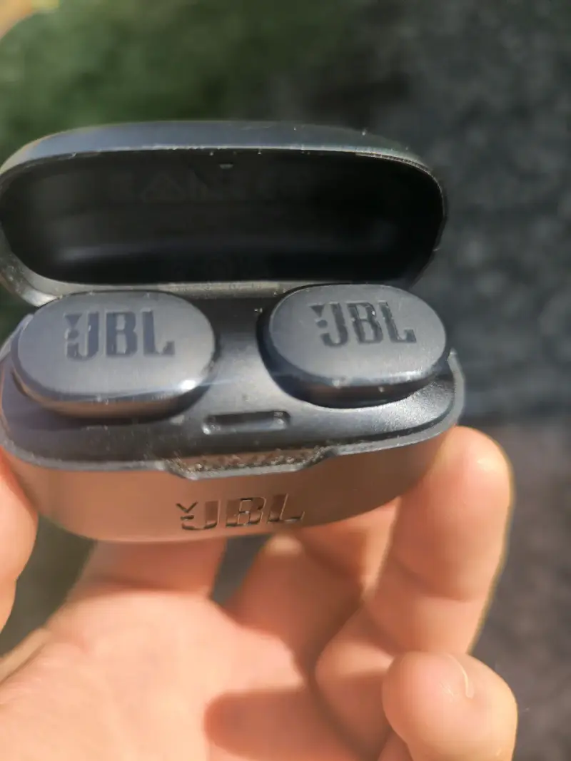 Audífonos inalámbricos JBL tune 130 - 2