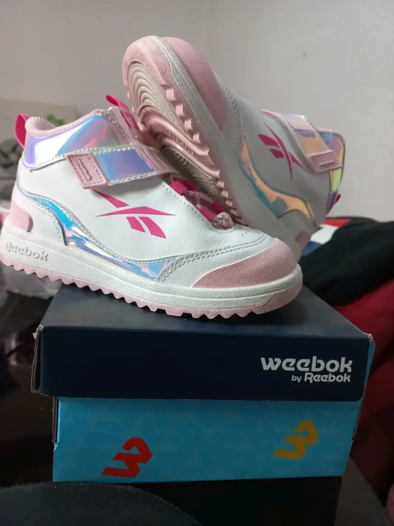 Zapatillas infantiles Reebok rosadas - 1